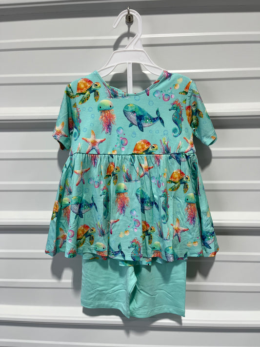 SHORT SLEEVE PEPLUM TOP W/ SHORTS
