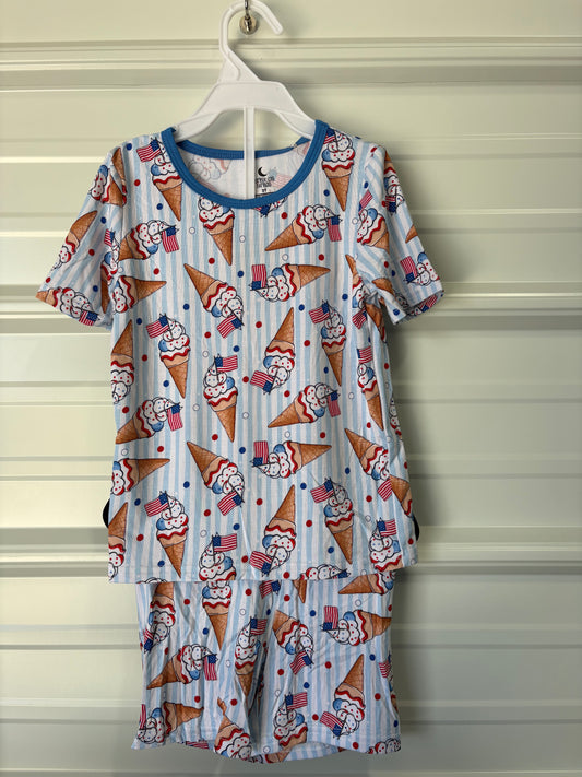 TWO PIECE SHORTS SET