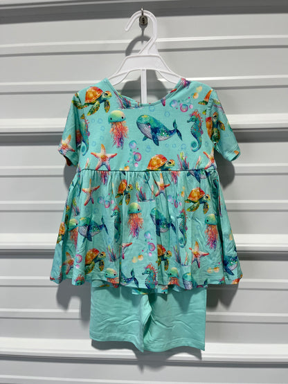SHORT SLEEVE PEPLUM TOP W/ SHORTS