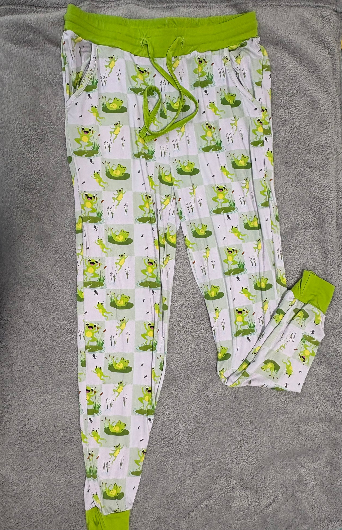 ADULT JOGGERS - FROG