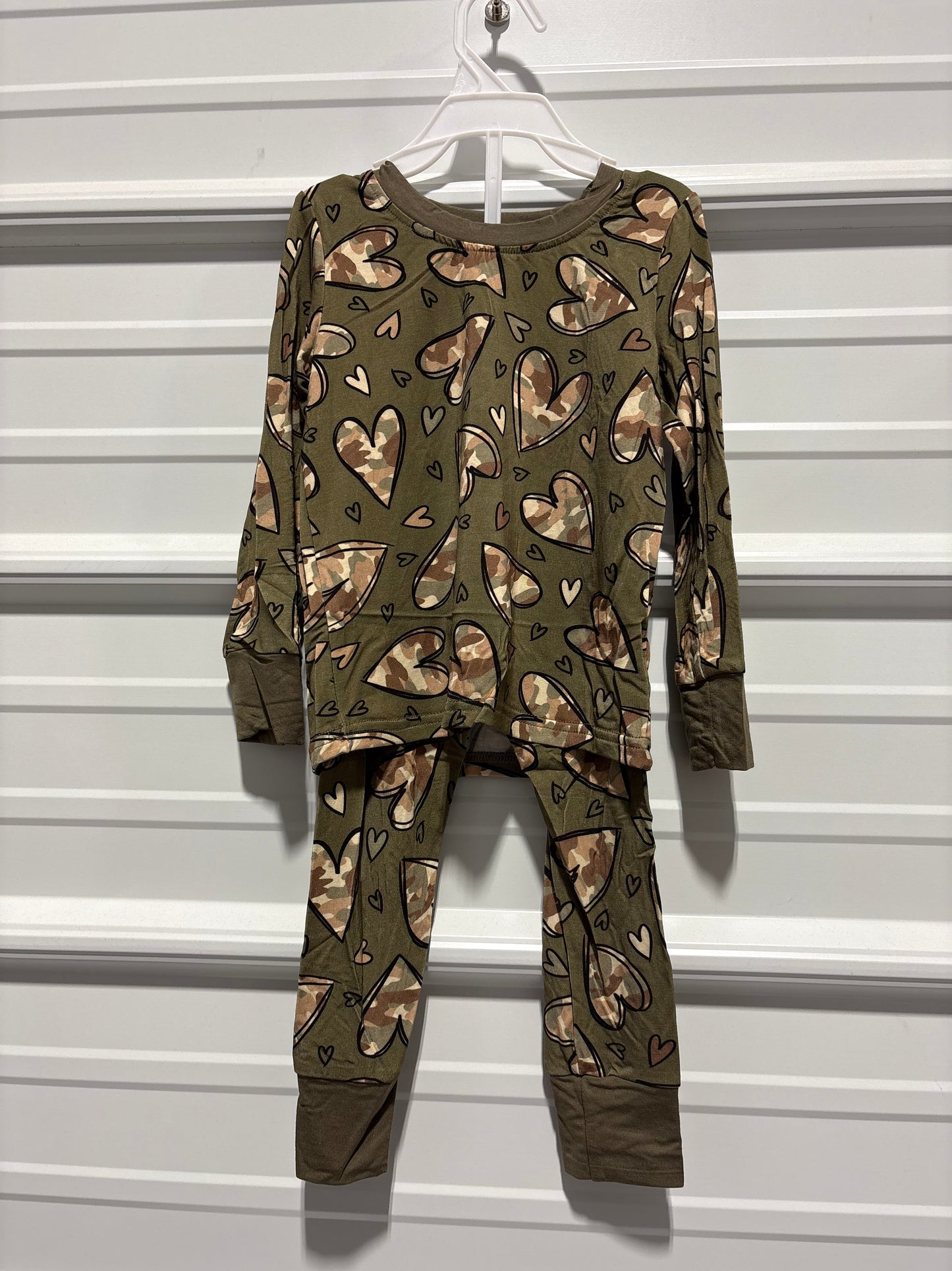 TWO PIECE LONG SLEEVE SET