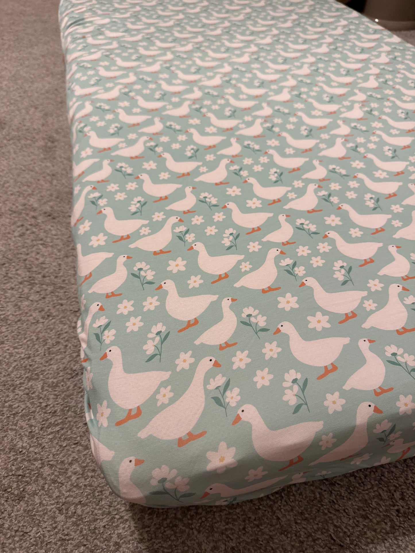 CRIB SHEETS - SILLY GOOSE
