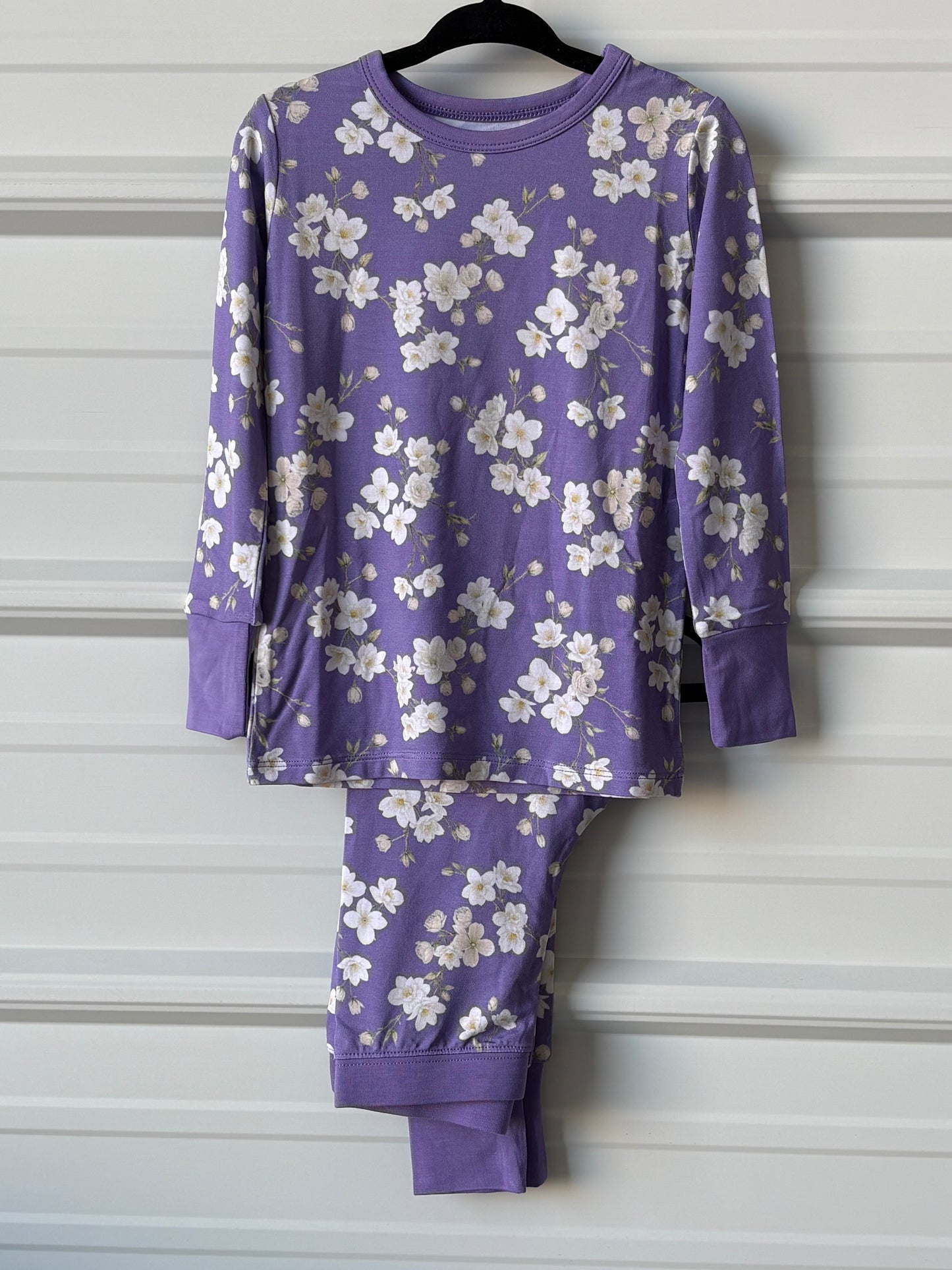 TWO PIECE LONG SLEEVE SET