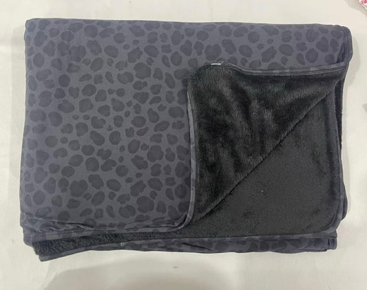 ADULT DOUBLE LAYER BAMBOO/PLUSH BLANKET