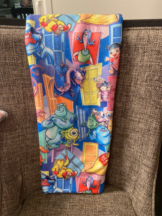 OVERSIZED BEACH TOWEL - MONSTER DOORS