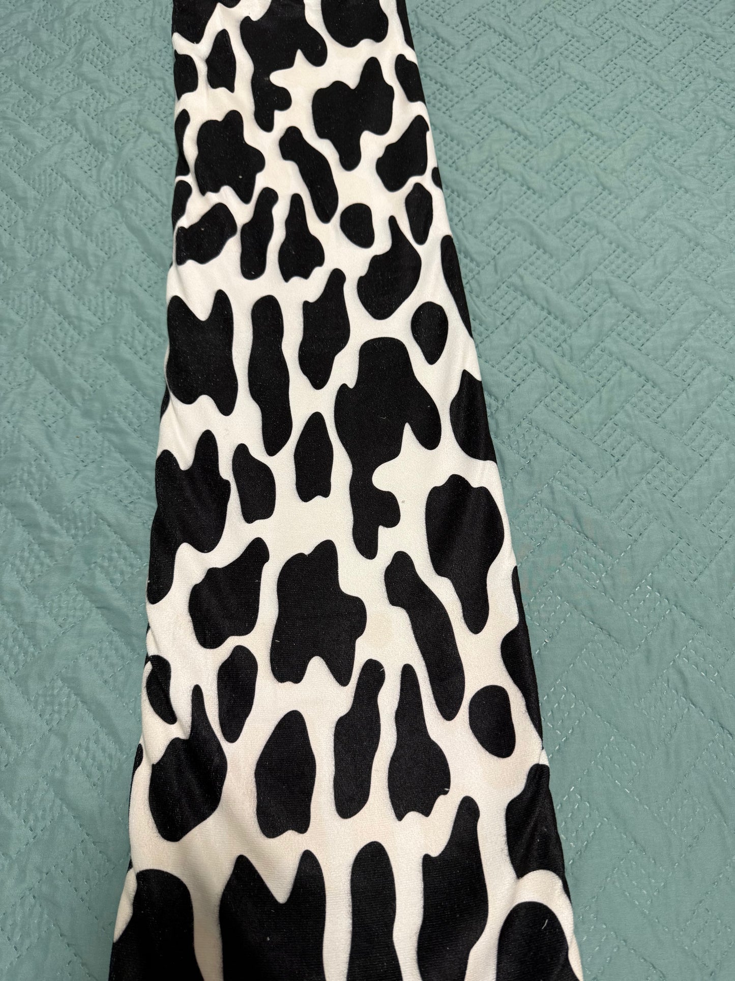 OVERSIZED BEACH TOWEL - COW
