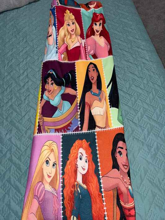 OVERSIZED BEACH TOWEL -  PATCH PRINCESS