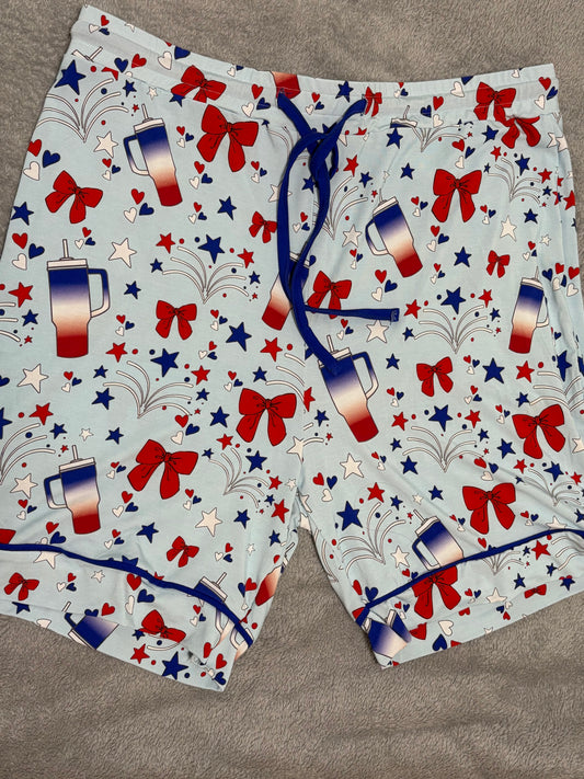 ADULT SHORTS - GIRL LET FREEDOM RING