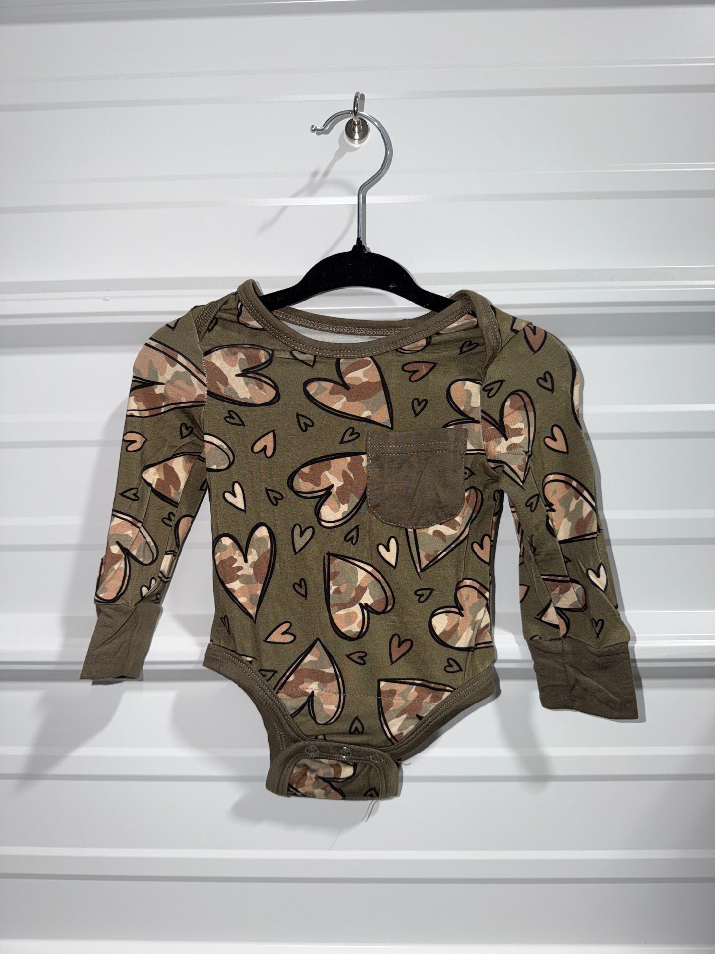 LONG SLEEVE ONESIE